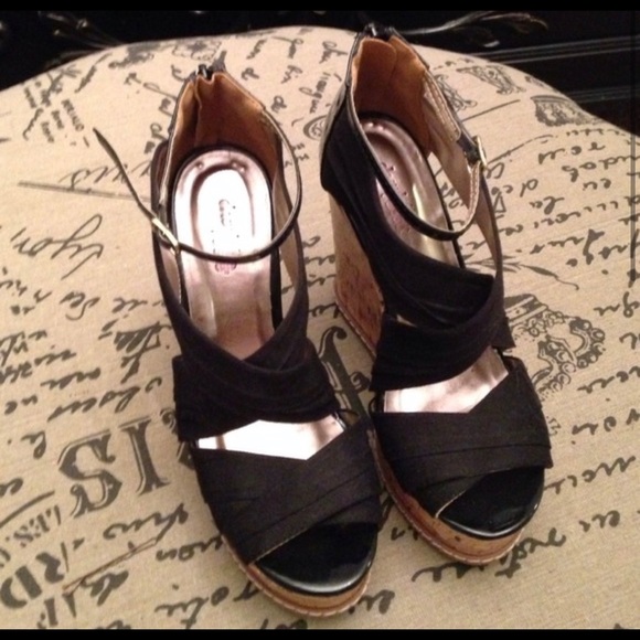 Black Strappy Wedges - Picture 2 of 4